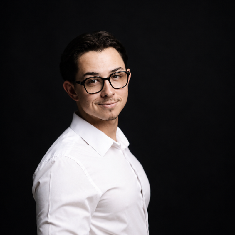 Portrait de Jérémy Roy, fondateur de ROY Patrimoine